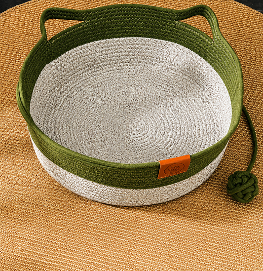 Handgeflochtenes Rattan-Katzenbett